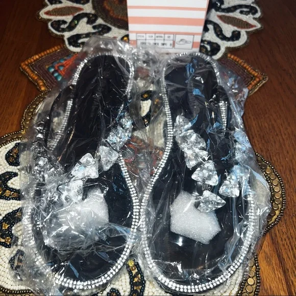 🎉HP✨ NWT Jeweled Jelly Sandals - Picture 8 of 9